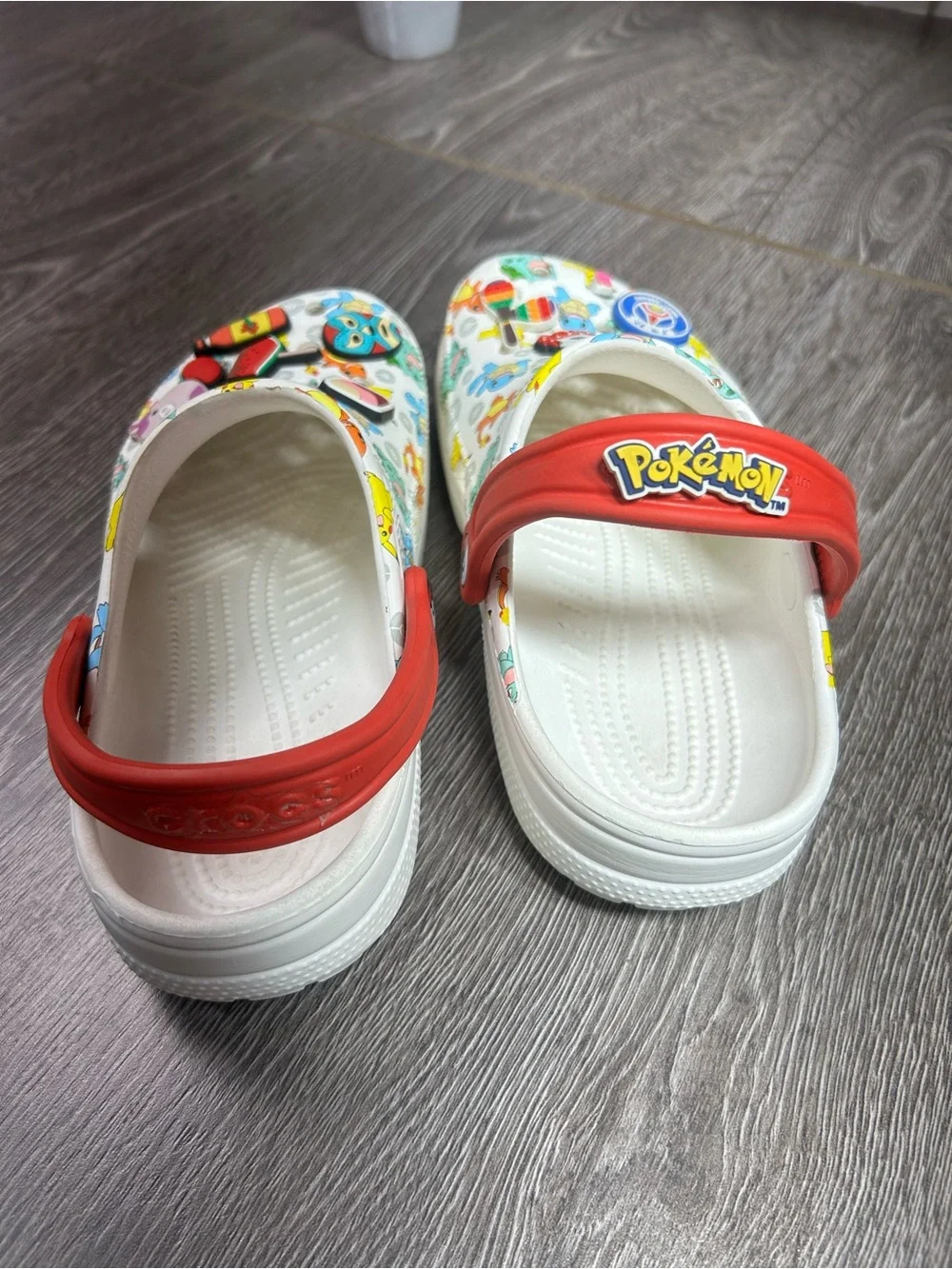 Croc junior limited edition Pokémon picachu clogs